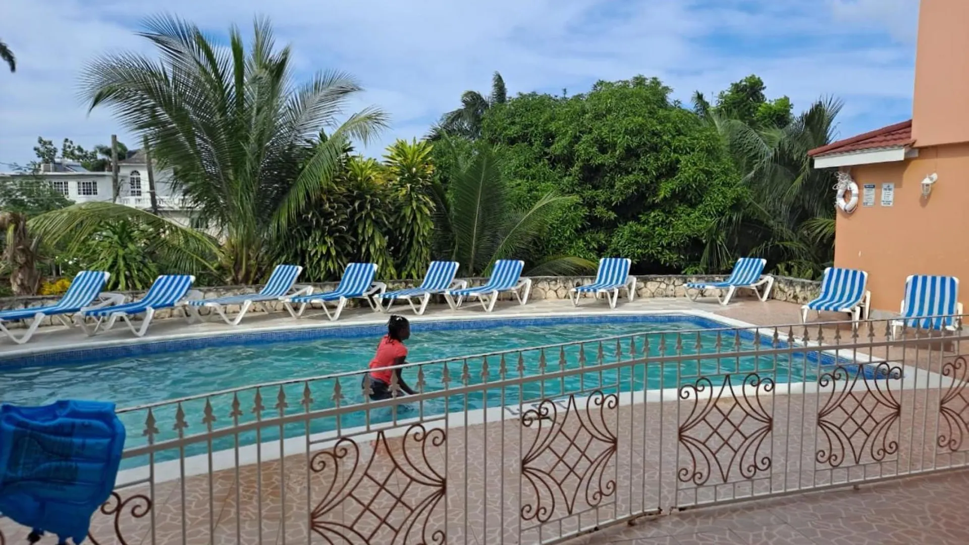 Villa Chaudhry Garden Suite One Montego Bay